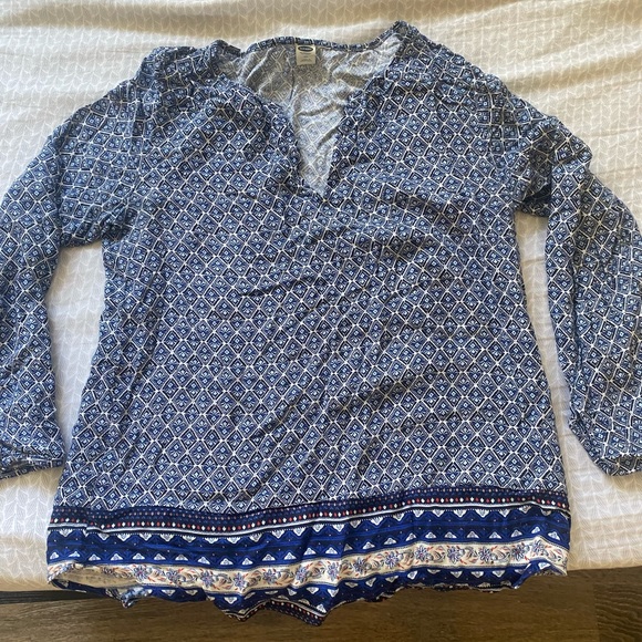 Patterned Top - Picture 1 of 3